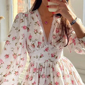 Luxury new elegant sweet print V-neck lace short long sleeve floral dress women